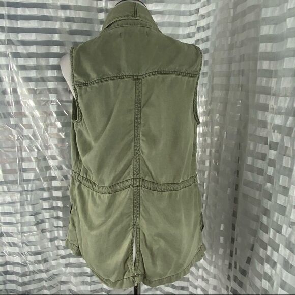 Kenneth Cole Reaction Olive Green Drape Vest - Picture 7 of 13